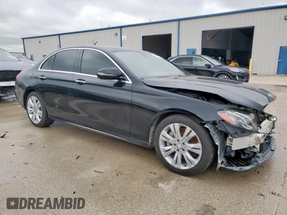 2018 Mercedes-Benz E-Class E 300 with VIN WDDZF4JB3JA377811, listed as a Copart auction lot 55155155 with 97,614 mi miles and Clean Title. Bid and sale history available at carsss.com. Image 4.