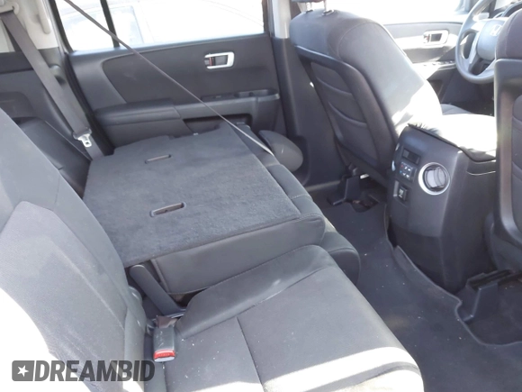 2011 Honda Pilot LX with VIN 5FNYF4H29BB031413, listed as a IAAI auction lot 42141970 with Not Provided miles and . Bid and sale history available at DreamBid. Image 8.
