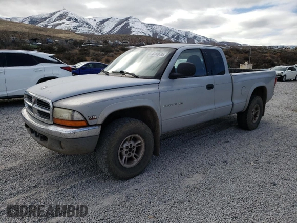 1999 Dodge Dakota SLT with VIN 1B7GG22Y2XS165166, listed as a Copart auction lot 47440435 with 167,345 mi miles and Salvage Title. Bid and sale history available at DreamBid. Image 1.