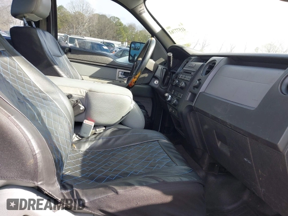 2011 Ford F-150 XL with VIN 1FTEX1CM0BKD07925, listed as a IAAI auction lot 41577761 with 405,081 mi miles. Bid and sale history available at carsss.com. Image 5.