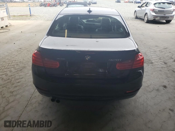 2013 BMW 3 Series 328i xDrive с VIN WBA3B5G50DNS03790, выставлен на аукционе Copart как лот 64799365 с пробегом Не указан миль и Списание • Salvage title. История ставок и продаж доступна на DreamBid. Изображение 6.