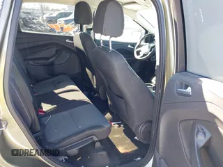 2013 Ford Escape SE with VIN 1FMCU0GX4DUC60741, listed as a IAAI auction lot 41592770 with 121,972 mi miles and . Bid and sale history available at DreamBid. Image 8.