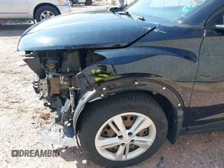 2019 Nissan Kicks SV z VIN 3N1CP5CU4KL478368, wystawiony jako IAAI lot #42018709 z przebiegiem 131 162 mil mil oraz . Historia ofert i sprzedaży dostępna na DreamBid. Obrazek 18.