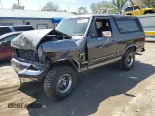 1987 Ford Bronco XL с VIN 1FMEU15N1HLA32188, выставлен на аукционе Copart как лот 53697985 с пробегом 2 238 миль миль и Чистый • Clean title. История ставок и продаж доступна на DreamBid. Изображение 1.