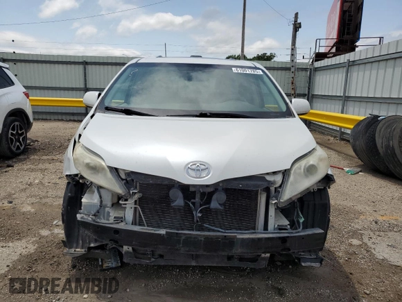 2011 Toyota Sienna XLE AAS with VIN 5TDYK3DC4BS045123, listed as a Copart auction lot 61001785 with 149,260 mi miles and Salvage title. Bid and sale history available at DreamBid. Image 5.