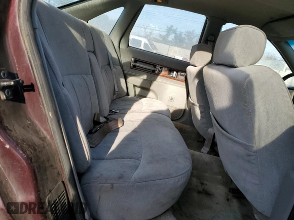 1996 Chevrolet Caprice 1SA Special Value z VIN 1G1BL52W3TR156945, wystawiony jako Copart lot #86470784 z przebiegiem 166 584 mil mil oraz Szkoda całkowita • Salvage title. Historia ofert i sprzedaży dostępna na DreamBid. Obrazek 10.