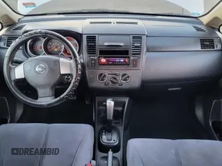 2010 Nissan Versa 1.6 with VIN 3N1CC1AP9AL379657, listed as a Copart auction lot 86131514 with 218,151 mi miles and Clean Title. Bid and sale history available at carsss.com. Image 9.