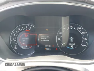 2016 Lincoln MKX Reserve with VIN 2LMTJ6LP9GBL27835, listed as a IAAI auction lot 42175905 with 87,541 mi miles. Bid and sale history available at carsss.com. Image 7.