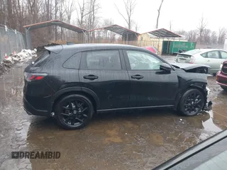2024 Honda HR-V Sport with VIN 3CZRZ1H58RM753413, listed as a IAAI auction lot 41570352 with 9,228 mi miles. Bid and sale history available at carsss.com. Image 13.