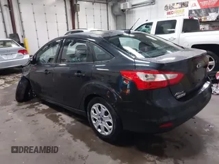 2012 Ford Focus SE с VIN 1FAHP3F22CL394151, выставлен на аукционе IAAI как лот 42146644 с пробегом 79 433 миль миль и . История ставок и продаж доступна на DreamBid. Изображение 3.