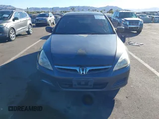 2006 Honda Accord LX с VIN 1HGCM663X6A073371, выставлен на аукционе IAAI как лот 41045294 с пробегом 229 213 миль миль и . История ставок и продаж доступна на DreamBid. Изображение 6.