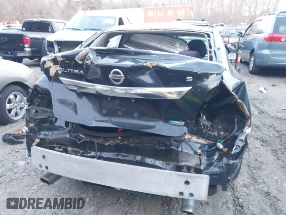 2013 Nissan Altima 2.5 S with VIN 1N4AL3AP3DC174549, listed as a IAAI auction lot 41251165 with 191,557 mi miles and . Bid and sale history available at carsss.com. Image 6.