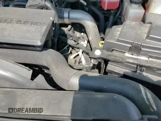 2024 Chevrolet Silverado 2500HD LTZ z VIN 1GC4YPEYXRF207006, wystawiony jako Copart lot #60907565 z przebiegiem 38 066 mil mil oraz Szkoda całkowita • Salvage title. Historia ofert i sprzedaży dostępna na DreamBid. Obrazek 16.