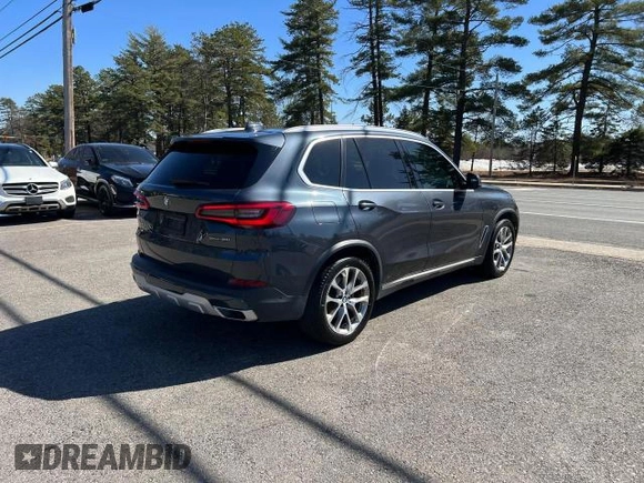 2019 BMW X5 xDrive40i with VIN 5UXCR6C57KLL63540, listed as a Copart auction lot 53248315 with 124,292 mi miles and Clean Title. Bid and sale history available at carsss.com. Image 4.