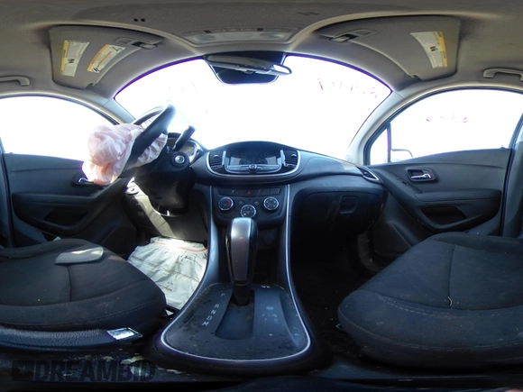 2018 Chevrolet Trax LT with VIN 3GNCJLSB0JL327617, listed as a IAAI auction lot 41801919 with 87,777 mi miles and . Bid and sale history available at carsss.com. Image 18.