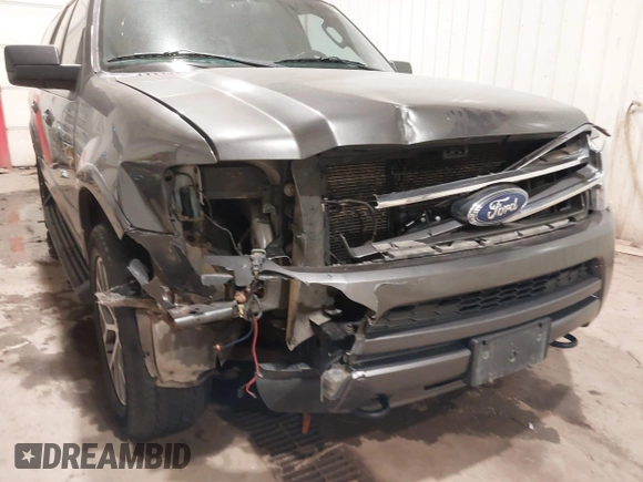 2017 Ford Expedition Max XLT z VIN 1FMJK1JT3HEA44999, wystawiony jako IAAI lot #41492898 z przebiegiem 146 349 mil mil oraz . Historia ofert i sprzedaży dostępna na DreamBid. Obrazek 6.