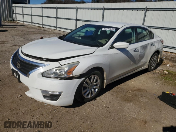 2015 Nissan Altima 2.5 S with VIN 1N4AL3AP0FN404121, listed as a Copart auction lot 88712545 with 165,575 mi miles and Salvage Title. Bid and sale history available at carsss.com. Image 1.