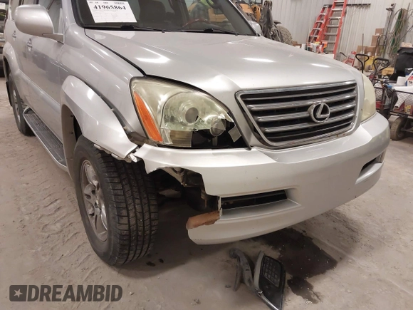 2008 Lexus GX 470 with VIN JTJBT20X480157631, listed as a IAAI auction lot 41965864 with 238,660 mi miles. Bid and sale history available at carsss.com. Image 6.