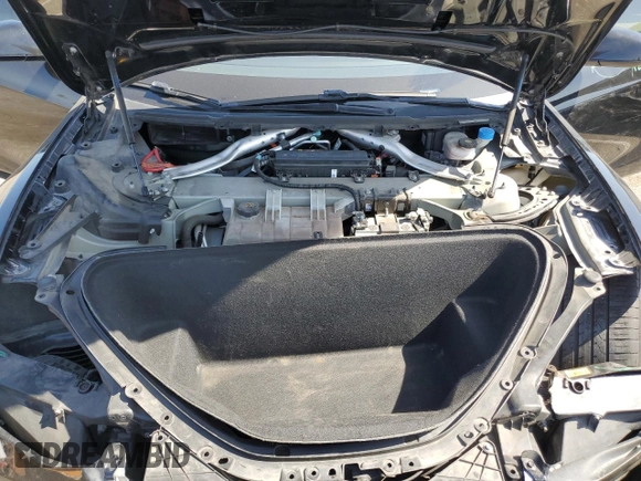 2017 Tesla Model S 100D z VIN 5YJSA1E28HF190858, wystawiony jako Copart lot #60690695 z przebiegiem 73 046 mil mil oraz Szkoda całkowita • Salvage title. Historia ofert i sprzedaży dostępna na DreamBid. Obrazek 11.