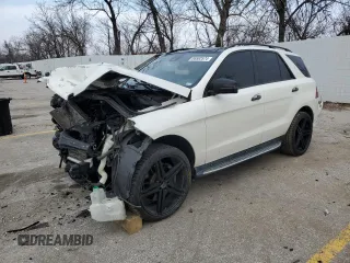 2013 Mercedes-Benz M 550 z VIN 4JGDA7DB5DA185094, wystawiony jako Copart lot #86582574 z przebiegiem Nie podano mil oraz Szkoda całkowita • Salvage title. Historia ofert i sprzedaży dostępna na DreamBid. Obrazek 1.