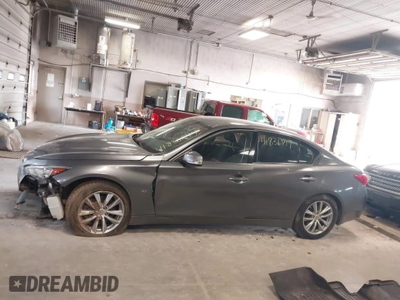 2015 Infiniti Q50 Premium with VIN JN1BV7AR6FM398836, listed as a IAAI auction lot 41836719 with 57,804 mi miles. Bid and sale history available at carsss.com. Image 13.