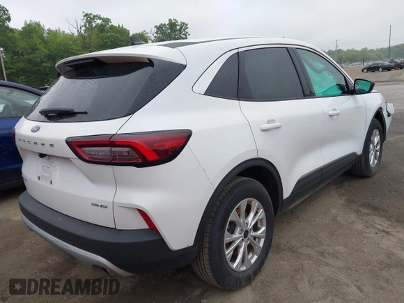 2024 Ford Escape Active with VIN 1FMCU9GN3RUB08475, listed as a IAAI auction lot 42217795 with 41,007 mi miles and . Bid and sale history available at DreamBid. Image 4.