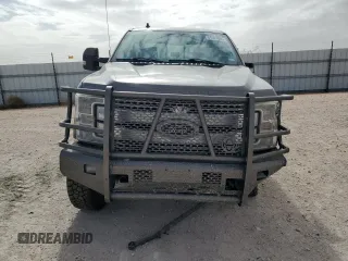 2019 Ford F-350 XL z VIN 1FT8W3BT1KEC21753, wystawiony jako Copart lot #51597085 z przebiegiem 107 995 mil mil oraz Szkody całkowita. Historia ofert i sprzedaży dostępna na DreamBid. Obrazek 5.