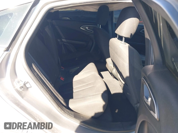 2015 Chrysler 200 Limited with VIN 1C3CCCAB3FN648003, listed as a IAAI auction lot 41859467 with 111,880 mi miles. Bid and sale history available at carsss.com. Image 8.