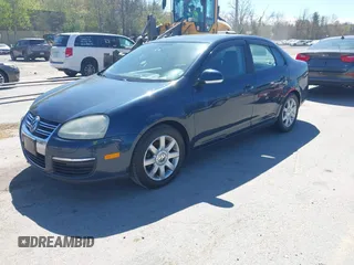 2009 Volkswagen Jetta S с VIN 3VWJZ71K19M008344, выставлен на аукционе IAAI как лот 42165996 с пробегом 179 983 миль миль и . История ставок и продаж доступна на DreamBid. Изображение 2.