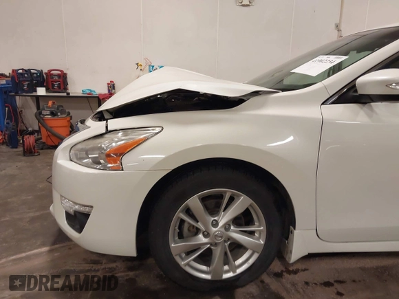 2015 Nissan Altima S with VIN 1N4AL3AP9FN310352, listed as a IAAI auction lot 41902234 with 60,132 mi miles and . Bid and sale history available at DreamBid. Image 18.