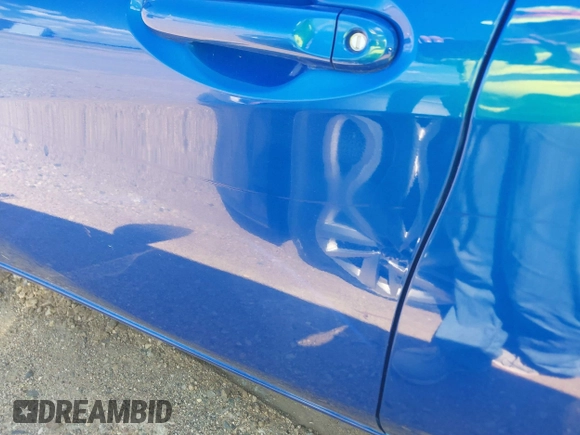 2015 Nissan Note S Plus with VIN 3N1CE2CP0FL365795, listed as a IAAI auction lot 42443633 with 86,715 mi miles and . Bid and sale history available at DreamBid. Image 13.