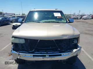2005 Chevrolet Tahoe LS with VIN 1GNEK13T85J187539, listed as a IAAI auction lot 42540815 with 181,954 mi miles and . Bid and sale history available at DreamBid. Image 13.