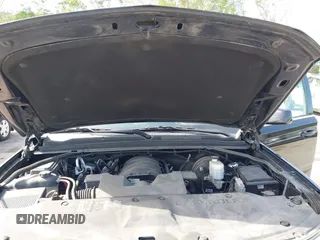 2019 Chevrolet Suburban LT z VIN 1GNSKHKC0KR203405, wystawiony jako IAAI lot #42393200 z przebiegiem 109 211 mil mil oraz . Historia ofert i sprzedaży dostępna na DreamBid. Obrazek 10.