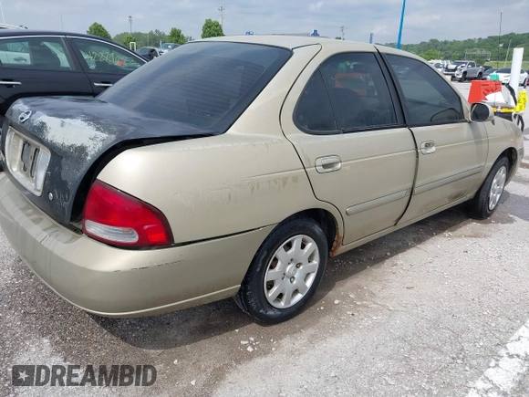 2001 Nissan Sentra GXE z VIN 3N1CB51D01L520566, wystawiony jako IAAI lot #42262736 z przebiegiem 122 675 mil mil oraz . Historia ofert i sprzedaży dostępna na DreamBid. Obrazek 4.