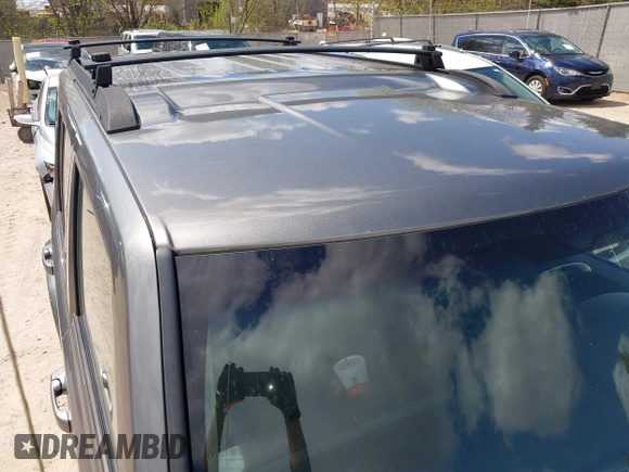 2007 Jeep Commander Sport z VIN 1J8HG48P87C647870, wystawiony jako IAAI lot #42185954 z przebiegiem 269 402 mil mil oraz . Historia ofert i sprzedaży dostępna na DreamBid. Obrazek 12.