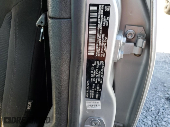 2017 Jeep Renegade Latitude z VIN ZACCJABB6HPG20999, wystawiony jako Copart lot #60428515 z przebiegiem 58 629 mil mil oraz Szkoda całkowita • Salvage title. Historia ofert i sprzedaży dostępna na DreamBid. Obrazek 13.