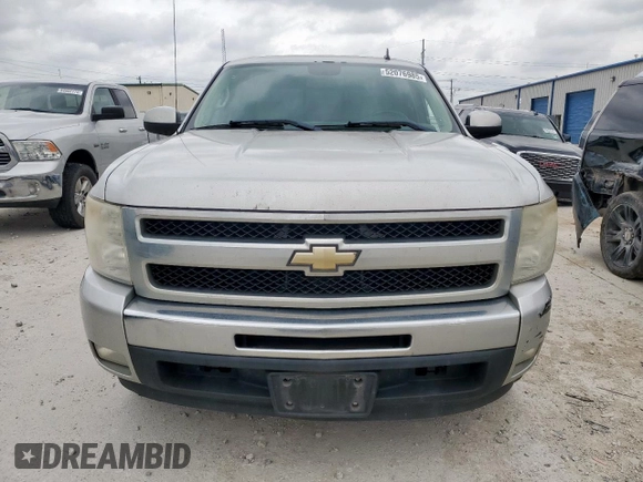 2011 Chevrolet Silverado 1500 LT with VIN 3GCPCSE06BG385931, listed as a Copart auction lot 52076985 with 187,151 mi miles and Salvage Title. Bid and sale history available at DreamBid. Image 5.