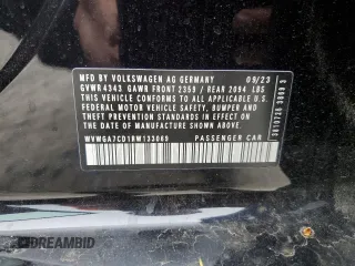2024 Volkswagen GTI S z VIN WVWGA7CD1RW133069, wystawiony jako Copart lot #58450145 z przebiegiem 15 030 mil mil oraz Szkoda całkowita • Salvage title. Historia ofert i sprzedaży dostępna na DreamBid. Obrazek 14.