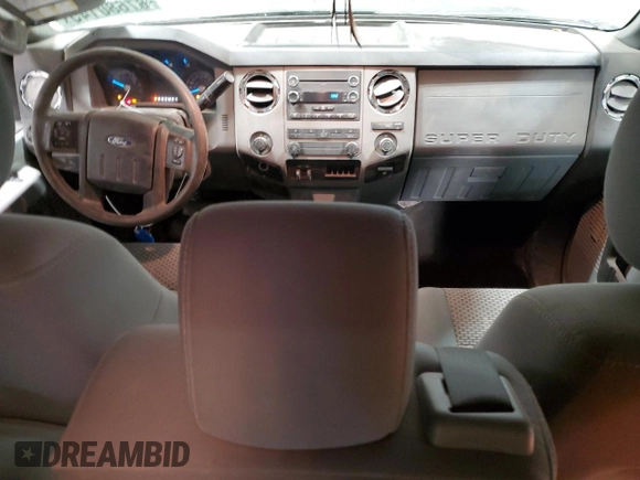 2013 Ford F-250 XL with VIN 1FT7X2B61DEA97774, listed as a Copart auction lot 87680145 with 190,135 mi miles and Salvage Title. Bid and sale history available at DreamBid. Image 8.