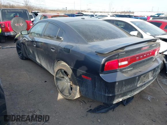 2014 Dodge Charger RT z VIN 2C3CDXCT7EH214037, wystawiony jako IAAI lot #41399551 z przebiegiem 108 620 mil mil oraz . Historia ofert i sprzedaży dostępna na DreamBid. Obrazek 3.