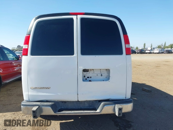 2021 Chevrolet Express Cargo with VIN 1GCWGAF71M1242604, listed as a IAAI auction lot 42525581 with Not provided miles and . Bid and sale history available at DreamBid. Image 16.
