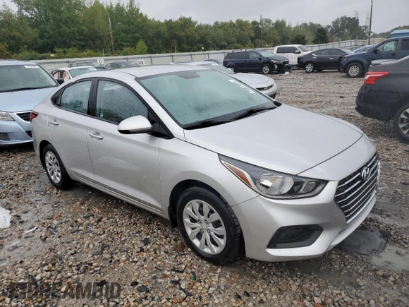 2019 Hyundai Accent SE with VIN 3KPC24A31KE056692, listed as a Copart auction lot 70831004 with 40,576 mi miles and Clean Title. Bid and sale history available at carsss.com. Image 4.
