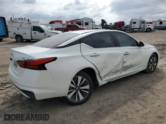 2022 Nissan Altima SV z VIN 1N4BL4DV7NN371282, wystawiony jako Copart lot #53134055 z przebiegiem 60 341 mil mil oraz Szkoda całkowita • Salvage title. Historia ofert i sprzedaży dostępna na DreamBid. Obrazek 3.