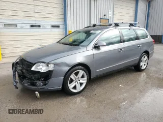 2008 Volkswagen Passat Lux with VIN WVWTK93C18E206914, listed as a Copart auction lot 43595575 with 124,378 mi miles and Salvage title. Bid and sale history available at DreamBid. Image 1.