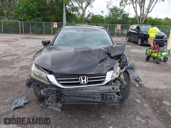 2015 Honda Accord EX-L с VIN 1HGCR2F82FA168142, выставлен на аукционе IAAI как лот 42717219 с пробегом 122 002 миль миль и . История ставок и продаж доступна на DreamBid. Изображение 13.