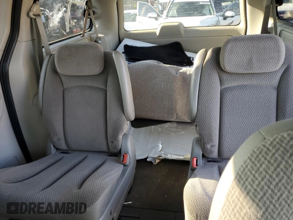 2007 Chrysler Town & Country LWB LX with VIN 2A4GP44R77R262070, listed as a Copart auction lot 69857534 with 211,781 mi miles and Salvage Title. Bid and sale history available at carsss.com. Image 10.