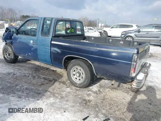 1993 Nissan Hardbody z VIN 1N6HD16S9PC395940, wystawiony jako IAAI lot #41311013 z przebiegiem 170 001 mil mil oraz . Historia ofert i sprzedaży dostępna na DreamBid. Obrazek 3.