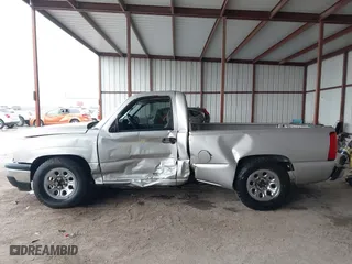 2006 Chevrolet Silverado 1500 Work Truck with VIN 3GCEC14X56G197455, listed as a IAAI auction lot 41444876 with 127,792 mi miles. Bid and sale history available at carsss.com. Image 15.