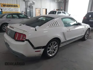 2011 Ford Mustang V6 with VIN 1ZVBP8AM1B5147273, listed as a IAAI auction lot 40283515 with 267,423 mi miles and . Bid and sale history available at DreamBid. Image 4.