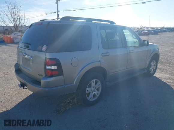 2008 Ford Explorer XLT with VIN 1FMEU73848UA69018, listed as a IAAI auction lot 41224731 with 174,418 mi miles and . Bid and sale history available at carsss.com. Image 4.